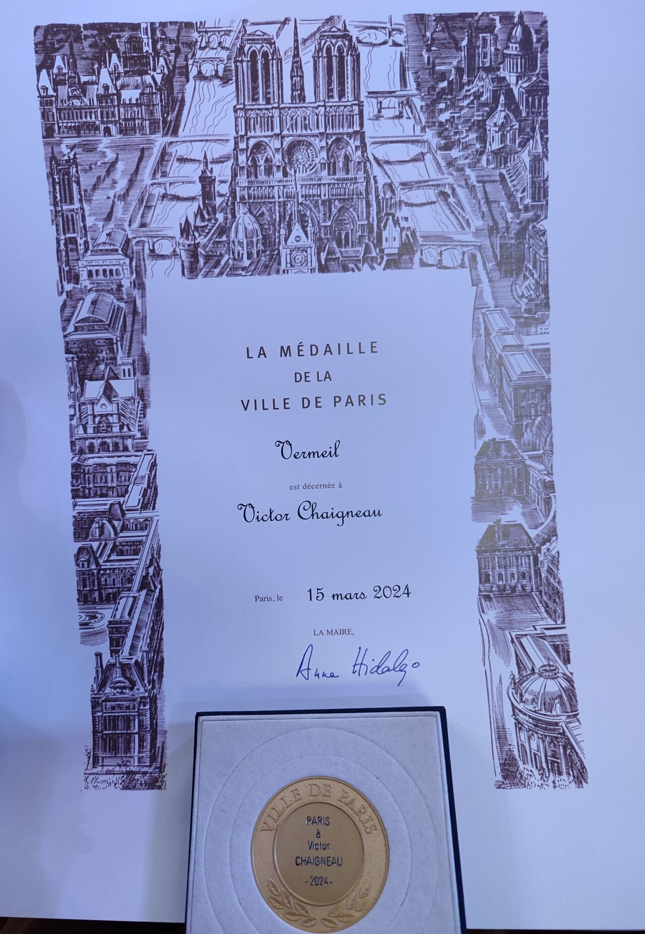 Médaille Vermeil de la ville de Paris 15 mars 2024
