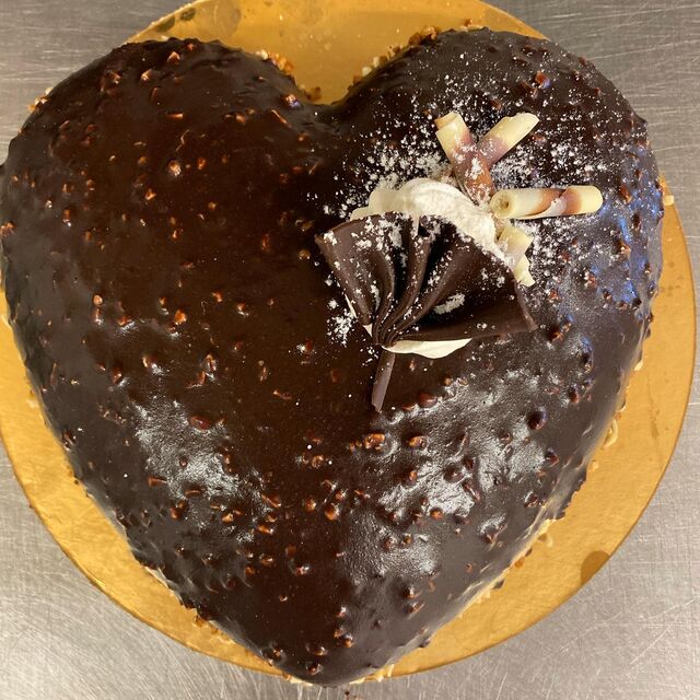 Gâteaux de la bonne fête des mères préparés et réalisés par Marine, notre pâtissière 🍰👩🏼‍🍳💞