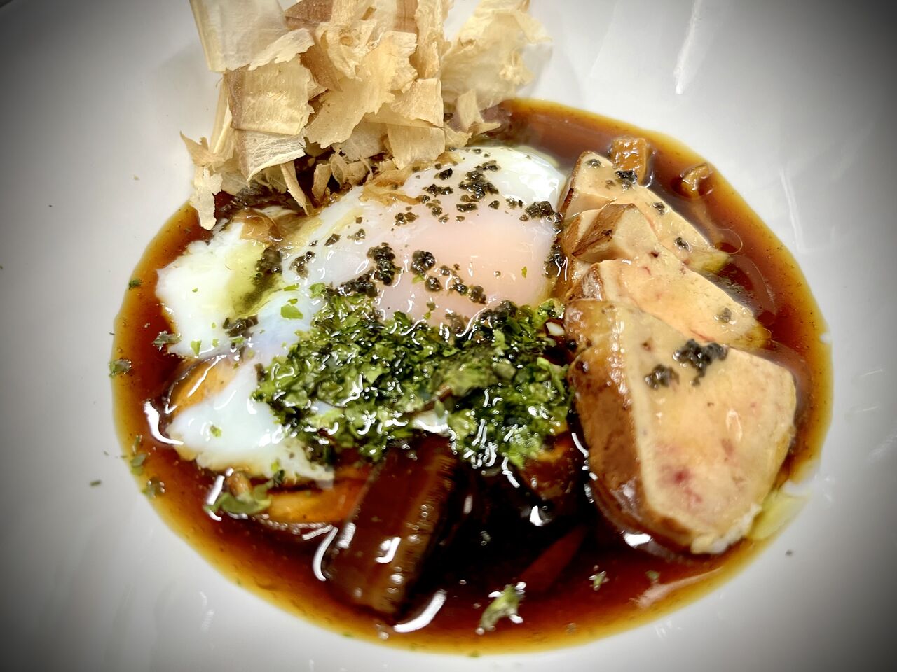 Onsentamago foie con shiitake y trufa negra