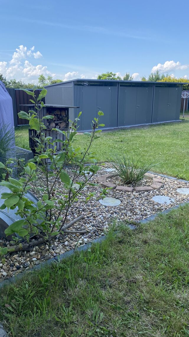 Terasse und Schuppen