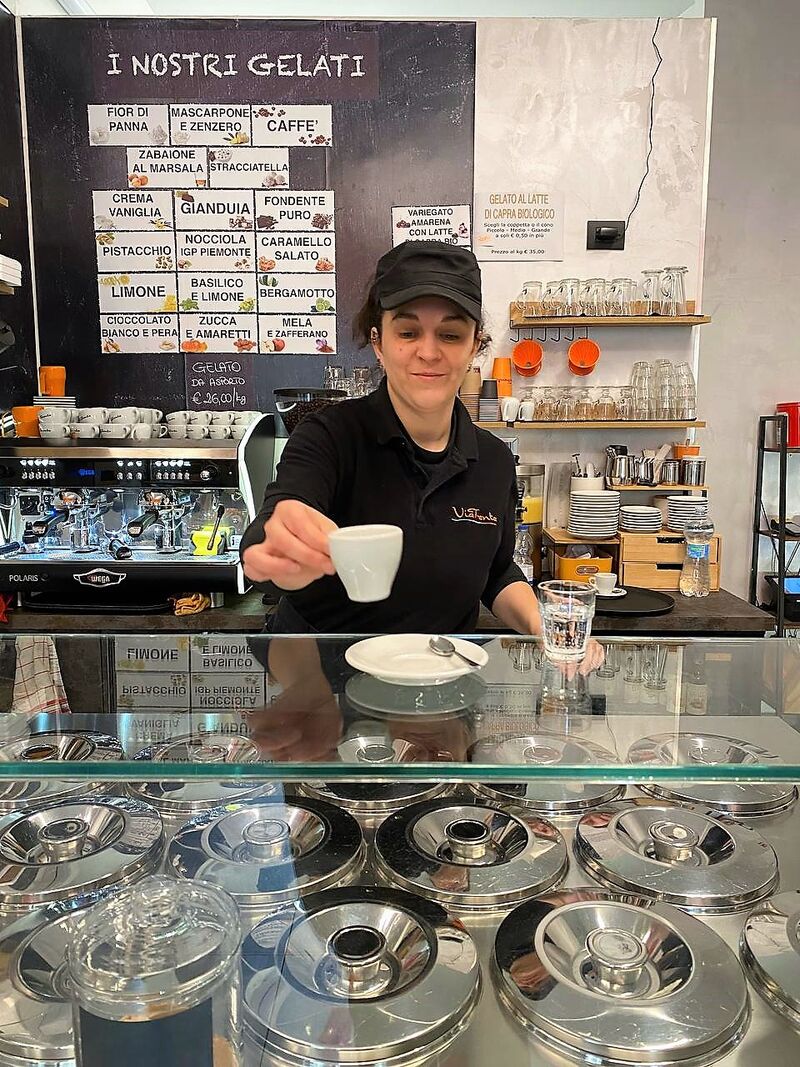 Un espresso al banco con Milena