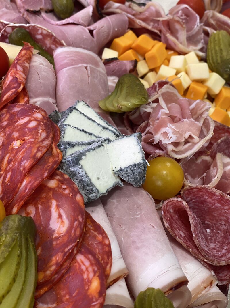 Plateau de charcuterie et fromage pour vos apéro