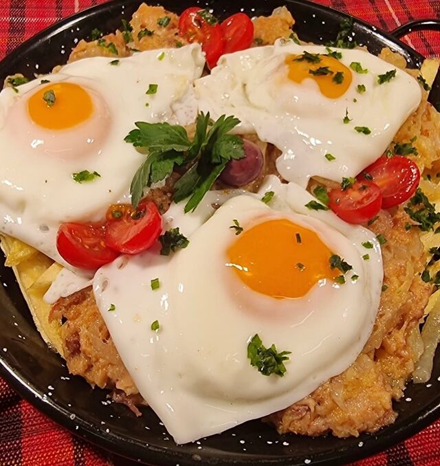 Ovos Rotos com Alheira