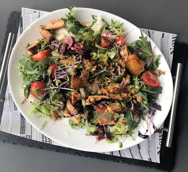 Sałata grillowany kurczak