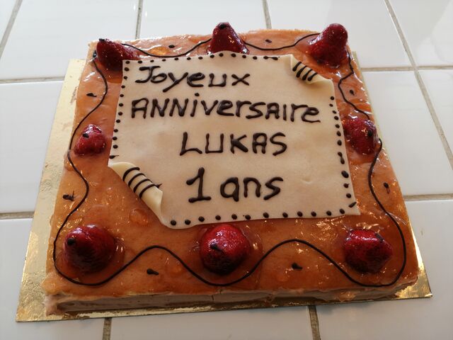 Fraisier maison gâteau anniversaire sur commande 