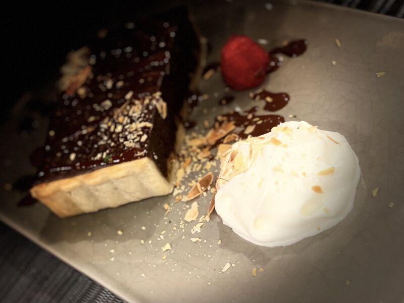 La Tarte au chocolat pralinée.