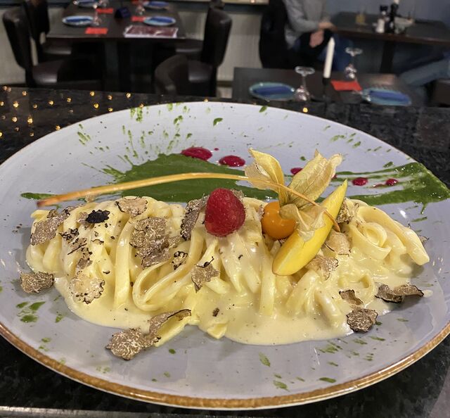 Tagliatelle mit frischen Trüffeln