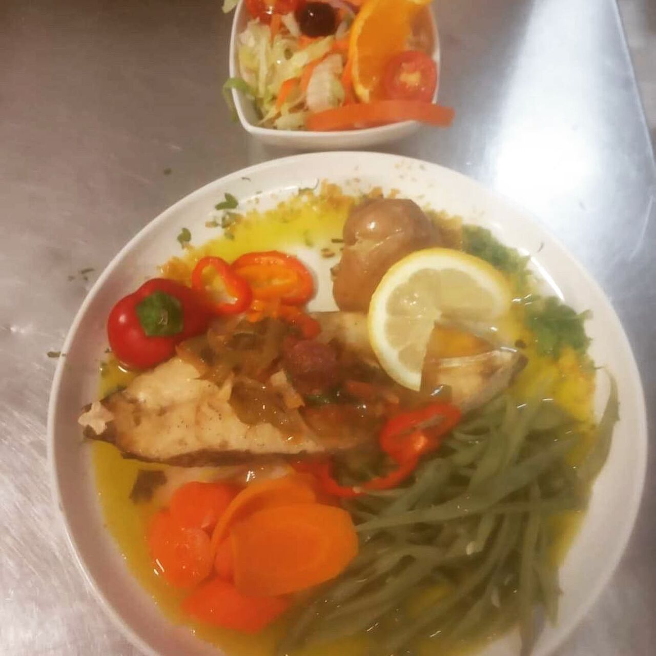 Perca assada a solarika 