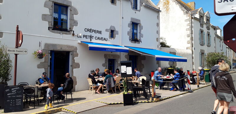 LE PETIT CAVEAU LE CROISIC