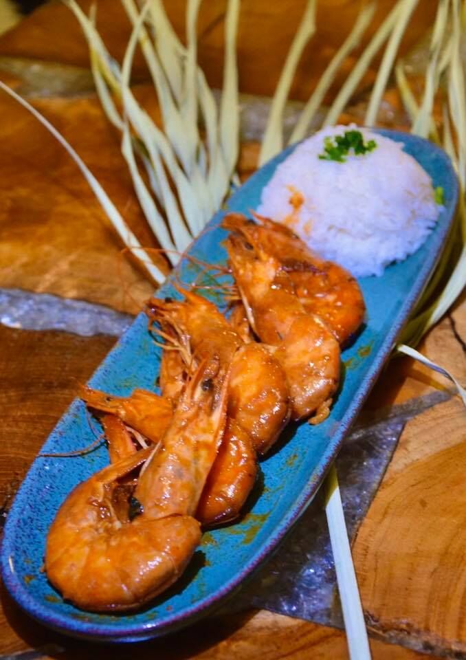 Les Crevettes Saté Basilic / Riz Nature
11,00 €
