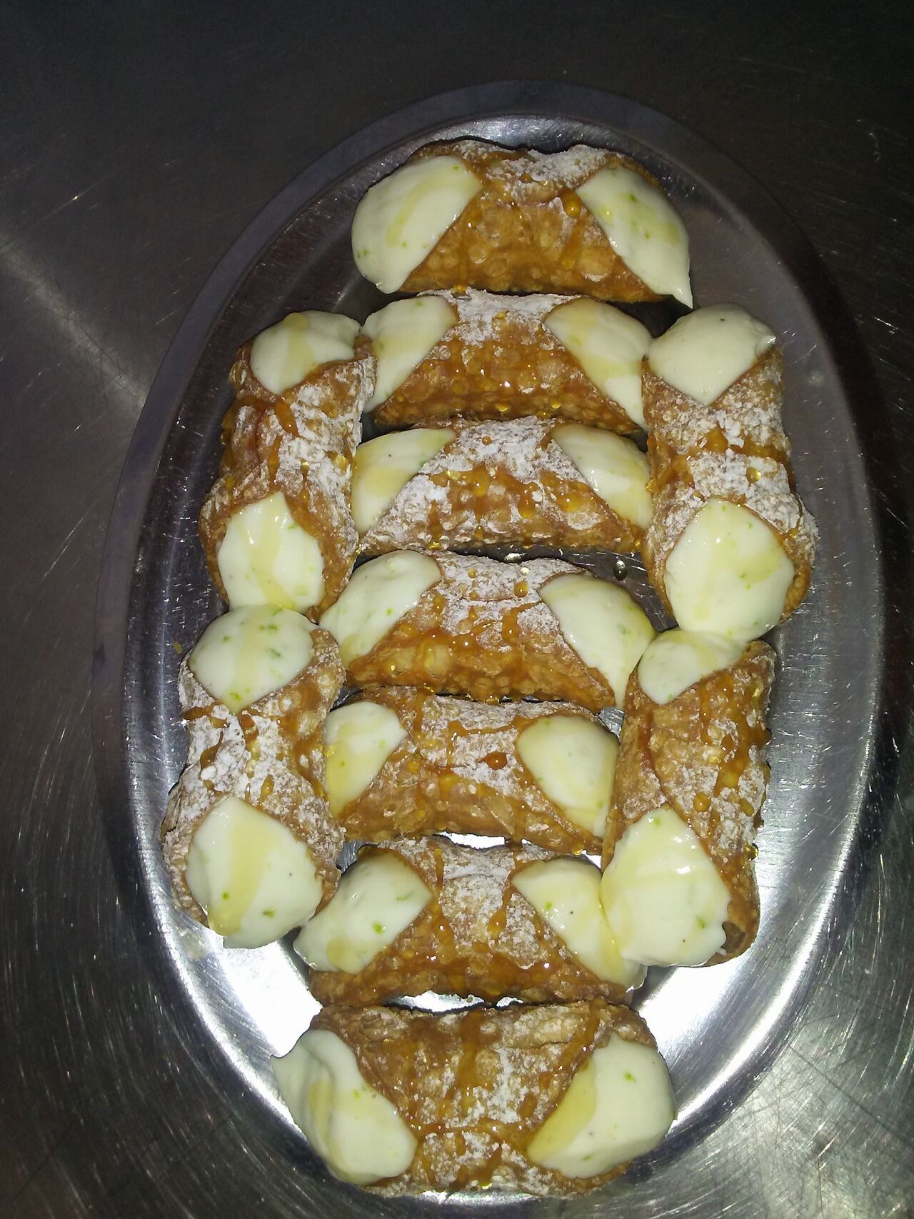 Cannoli siciliano con la nostra ricotta
