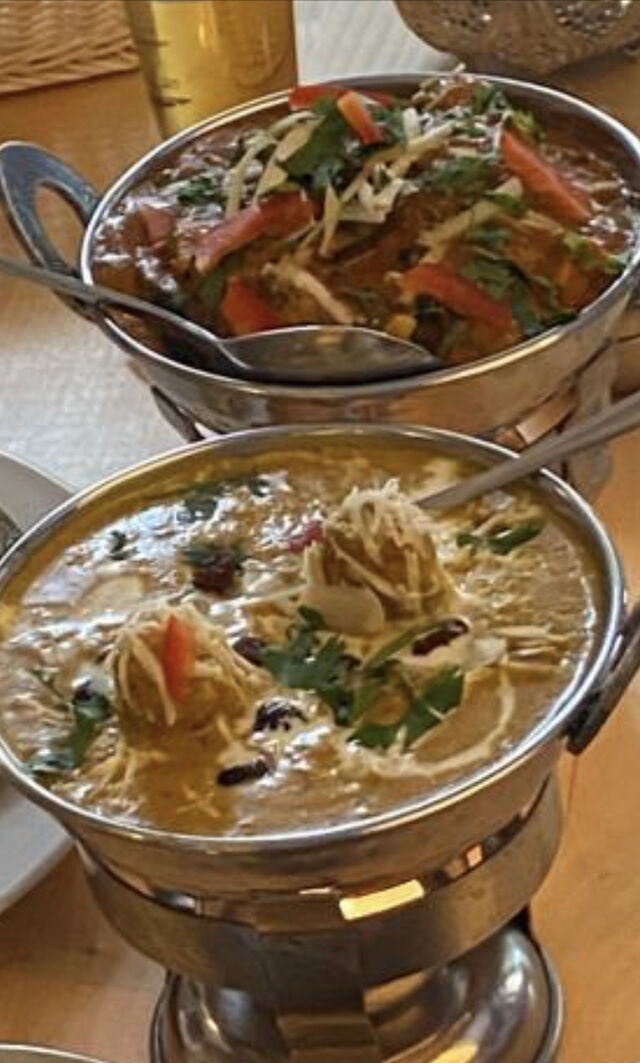 Malai kofta (veg.) und Karahi Chicken