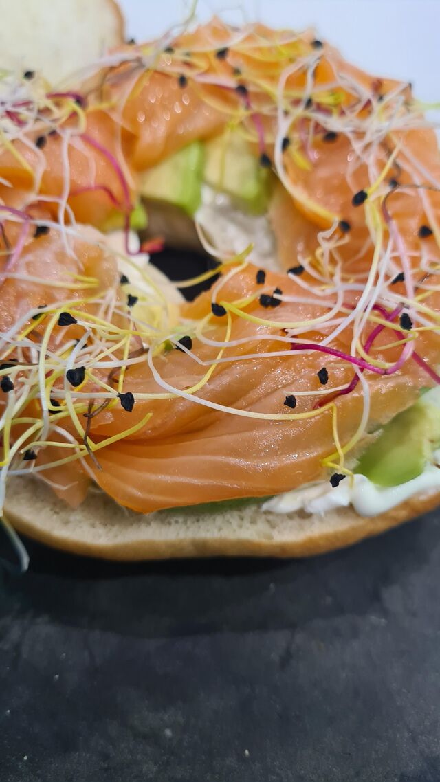 Bagel Saumon - Avocat - Fromage Frais