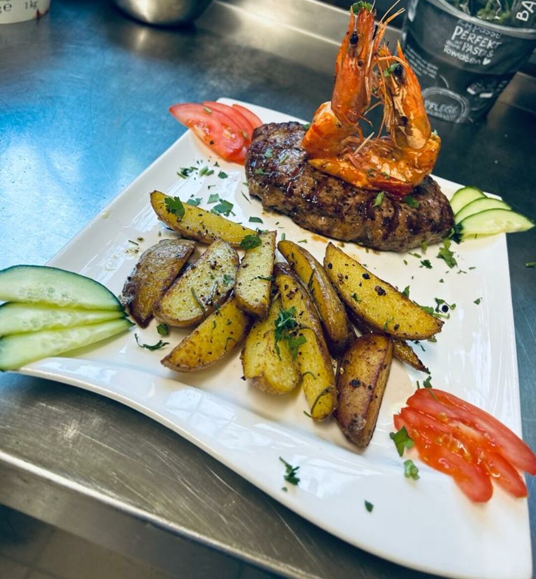 Steak Oscar mit Rosmarinkartoffeln 