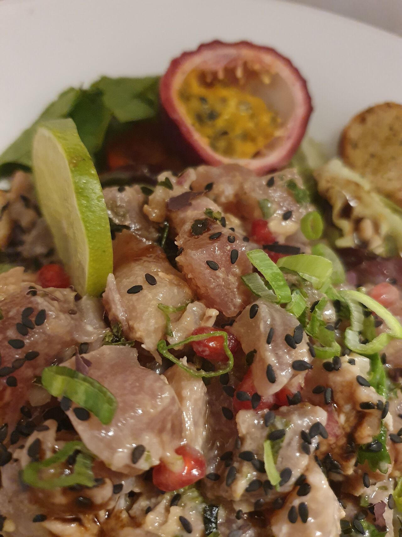 Tartare de thon passion et grenade 