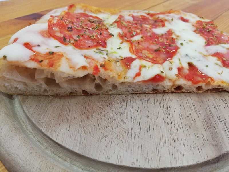 Pizza Salamino picante 