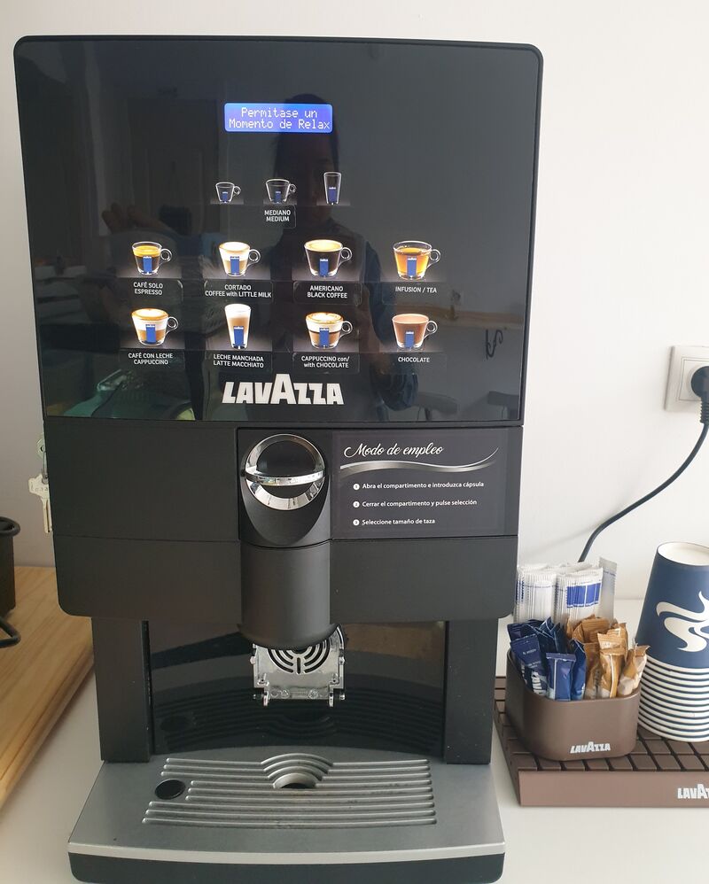 Un delicioso cafecito a cualquier hora viene bien. Expreso, Cortado, American, Cappuccino, Leche Manchada y Chocolate.