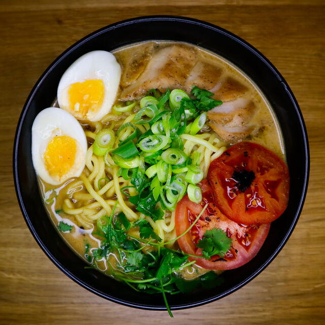 RAMEN KURCZAK