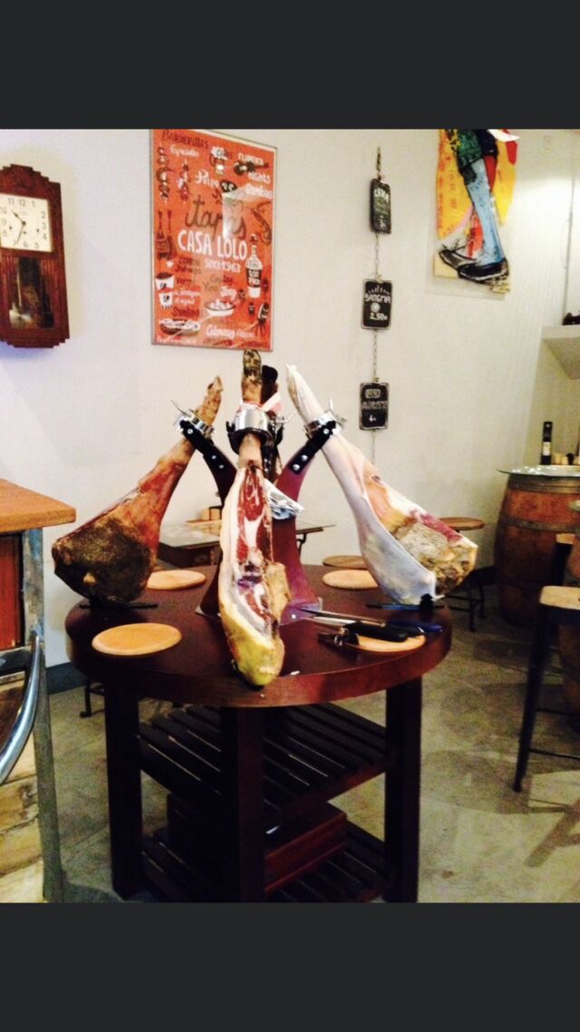 nos jambons, ventes entier/demi/à la coupe