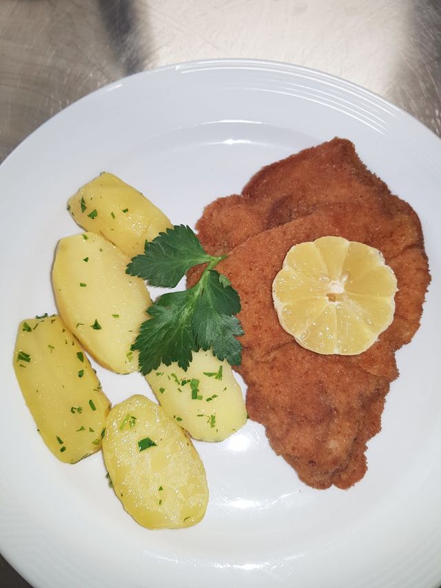 schnitzel mit kartoffeln