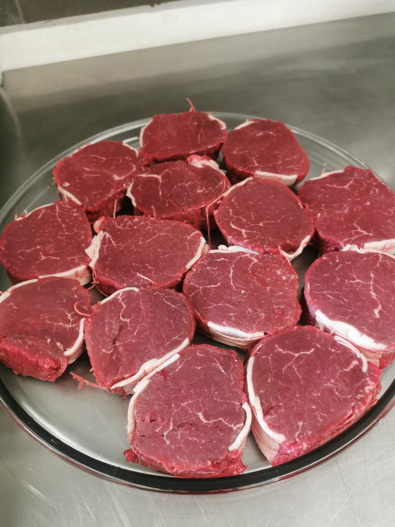 Notre sélection de Tournedos Charolais fais du jour part notre boucher. Qualité garantie 