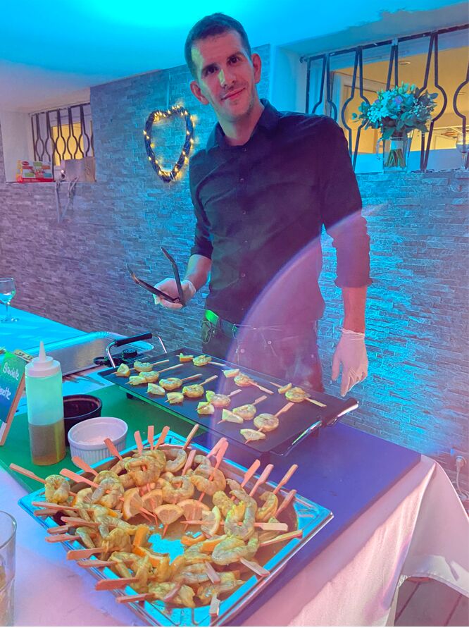 Buffet Mariage Crevettes Marinées à la Plancha