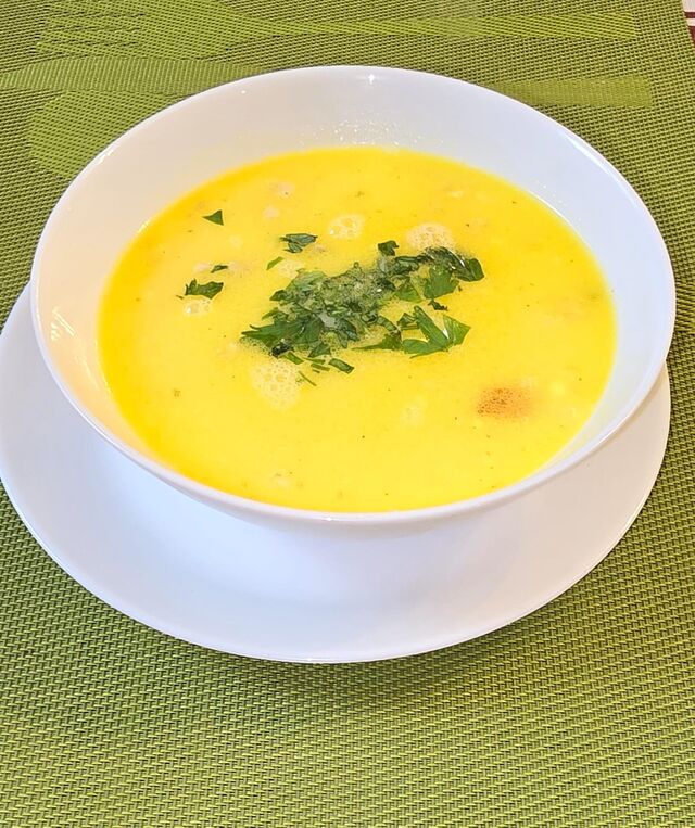 Ciorbă de pui a la grec