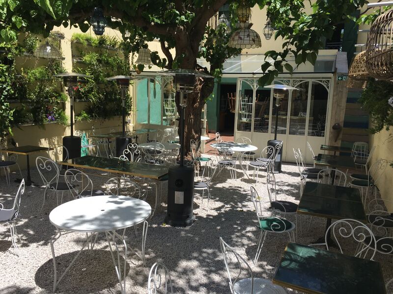 Notre jardin ombragé