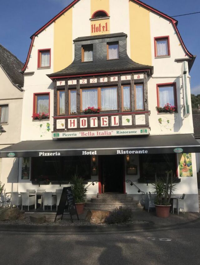 Restaurant & Hotel Vorderansicht