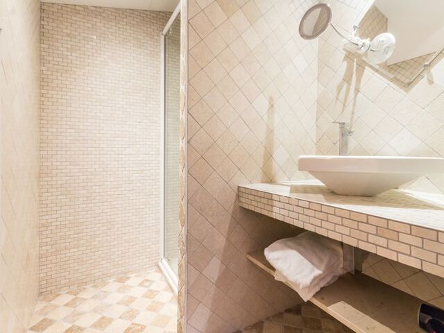 Salle de bain de la Chambre noire