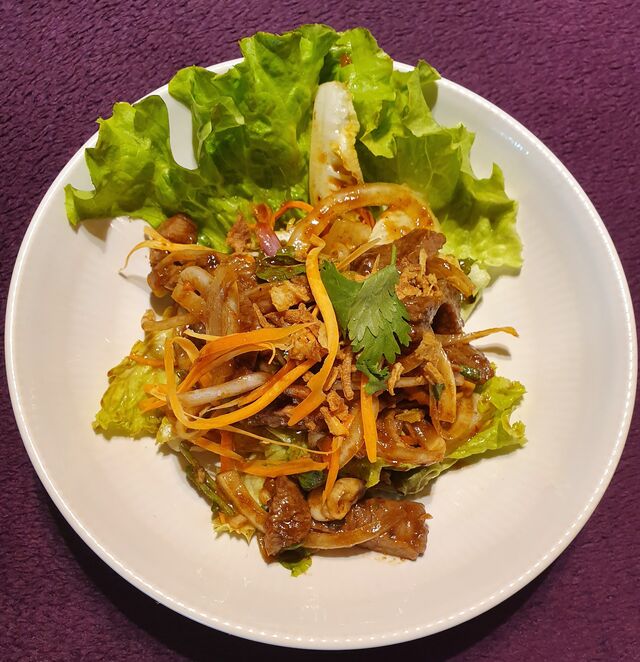 Yam Nuuah Yaang
Salade de boeuf