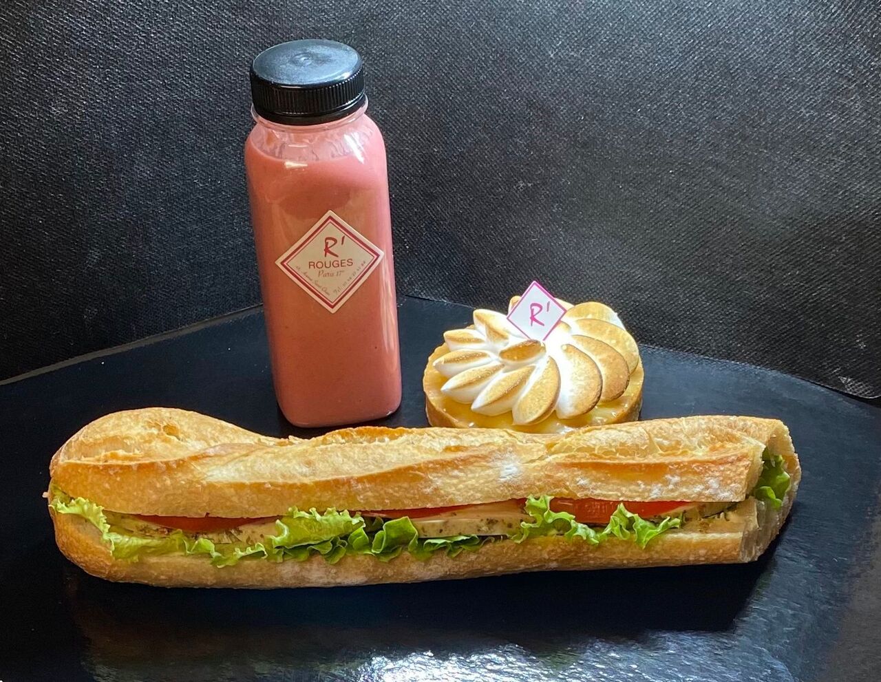 Formule Crudités:
Un sandwich, un dessert, et une boisson.
