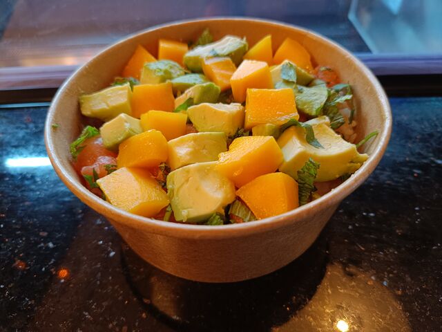 TARTARE de SAUMON & MANGUE