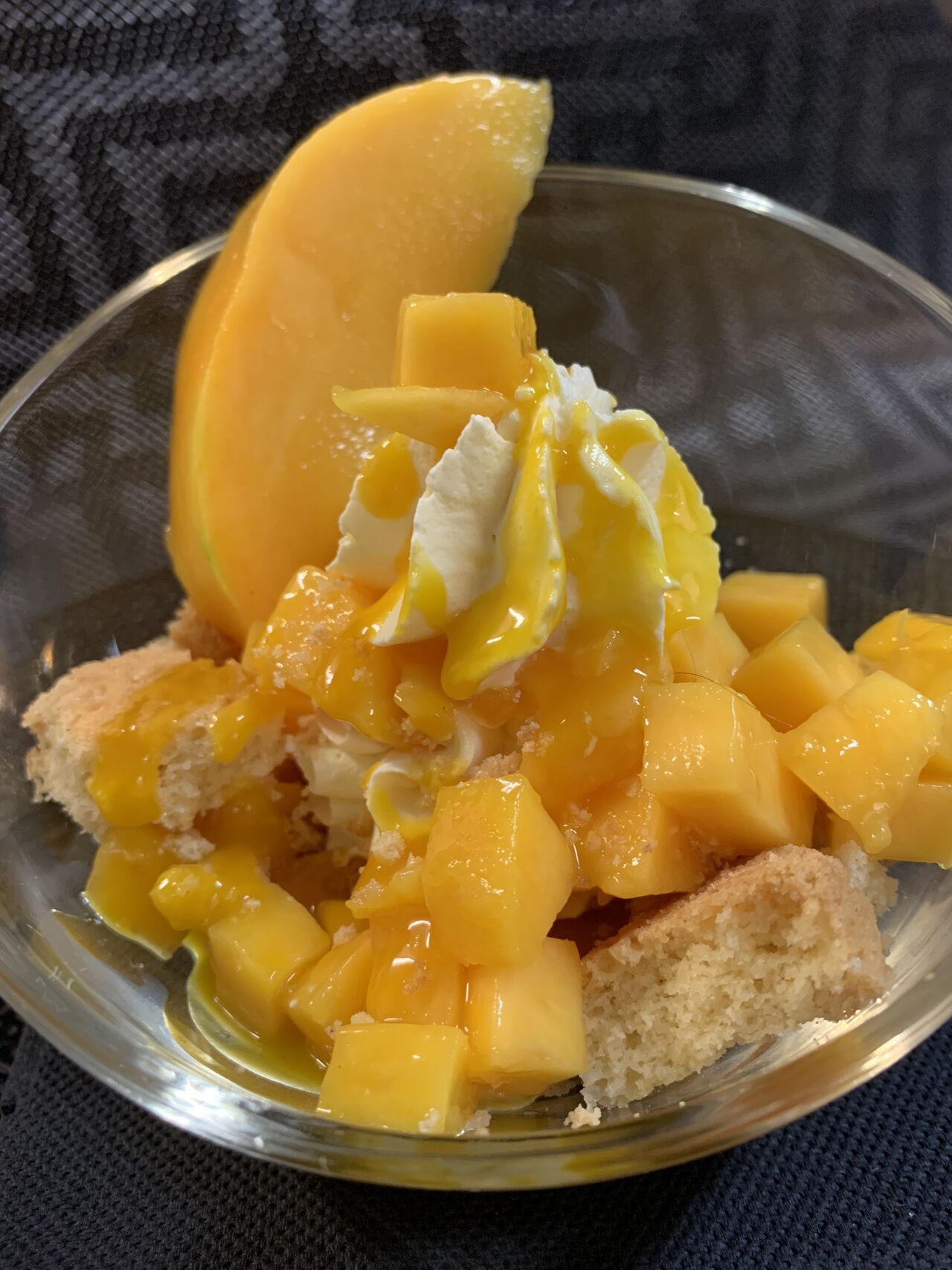 La Verrine Mangue et Sablés Breton
