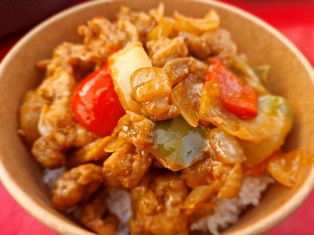 kai pad poulet sauté frit caramelisé 