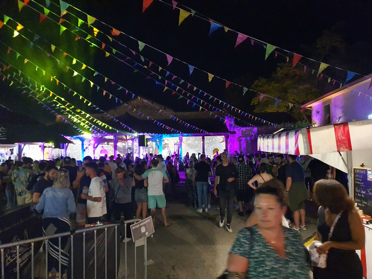 l'aincontournable à BLYES