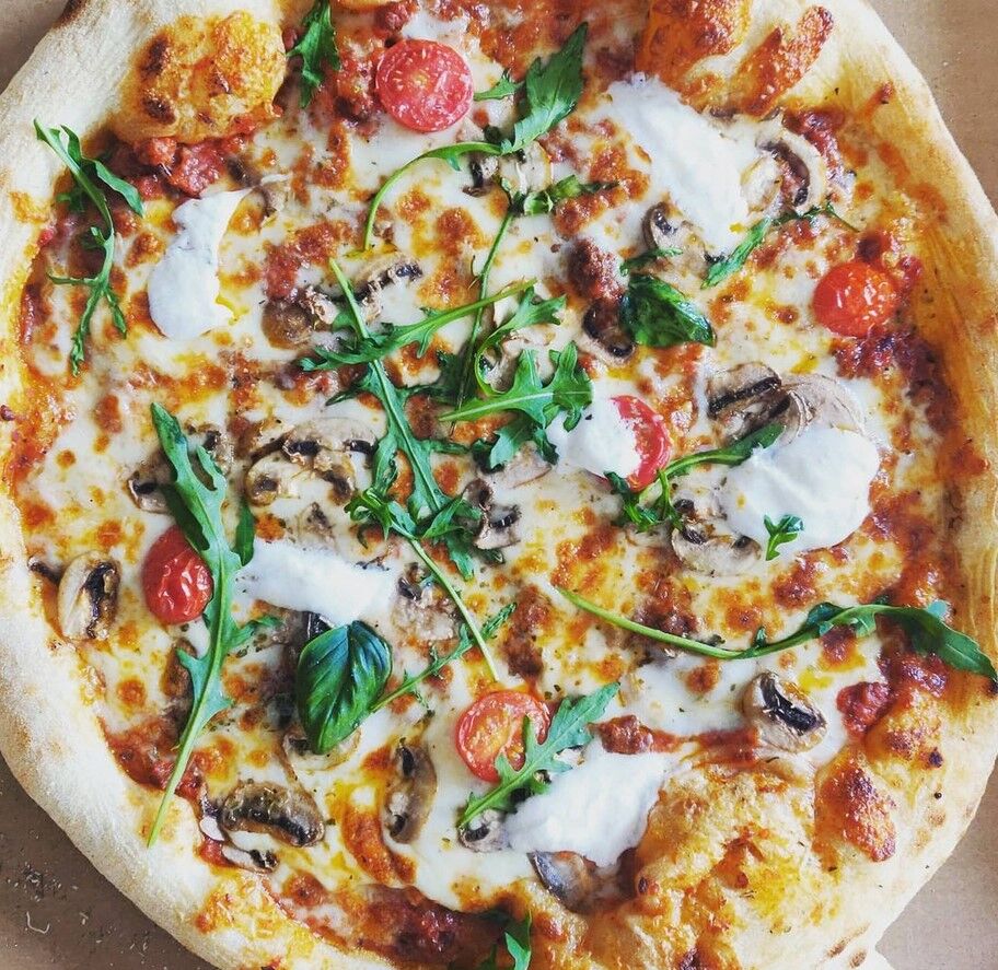 Pizza BOLO, on ne parle pas de steak là mais d une vraie sauce bolognaise italienne qui apporte toute sa différence !