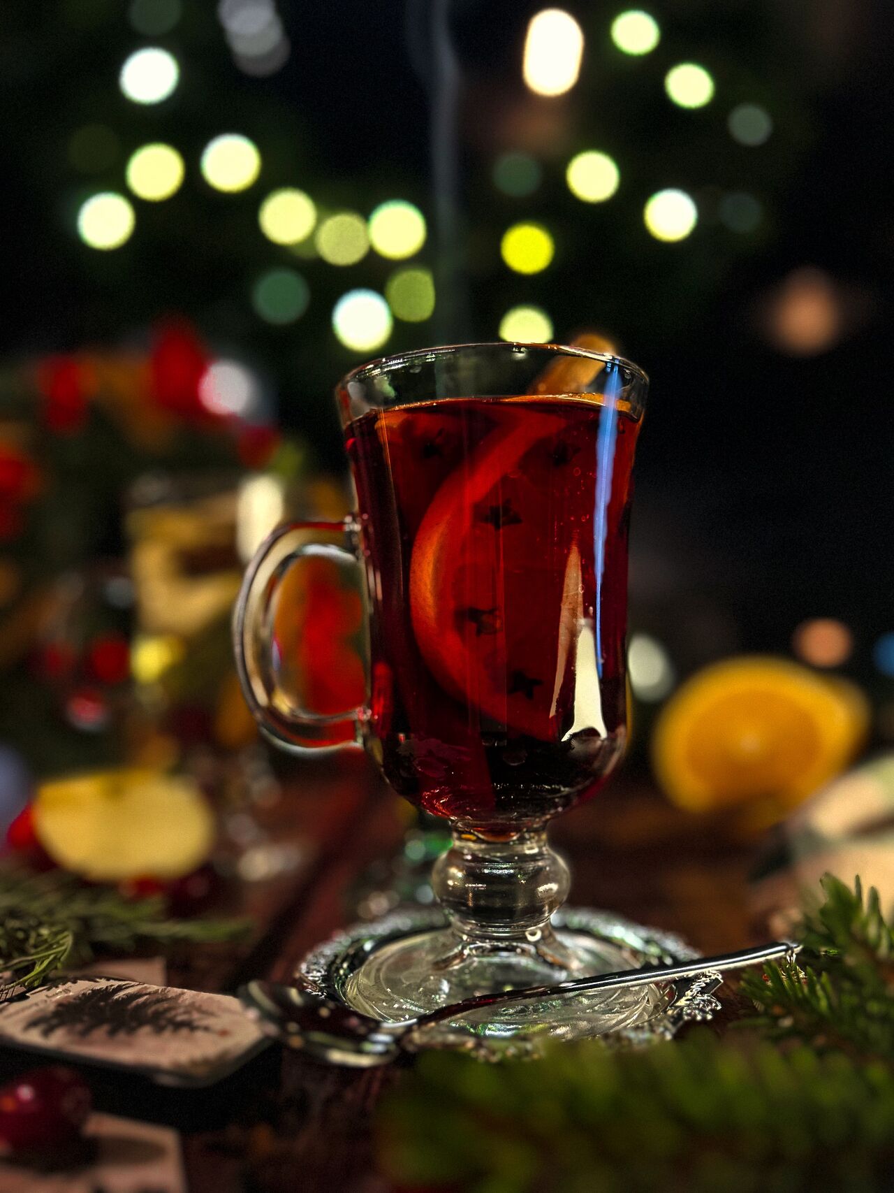 Czerwone wino grzane