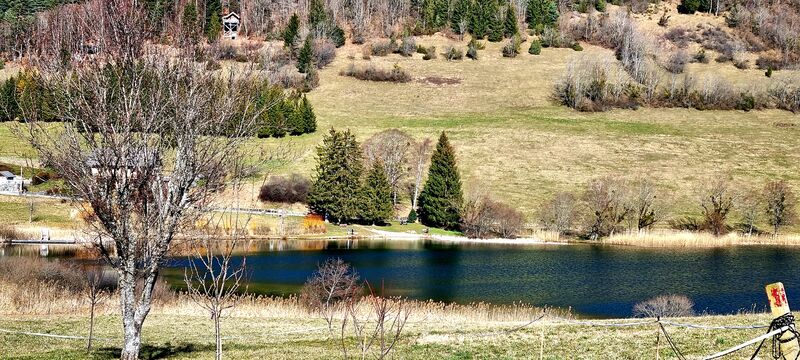 Lac de la Thuile en automne