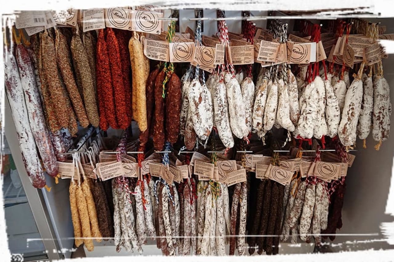 SAUCISSONS