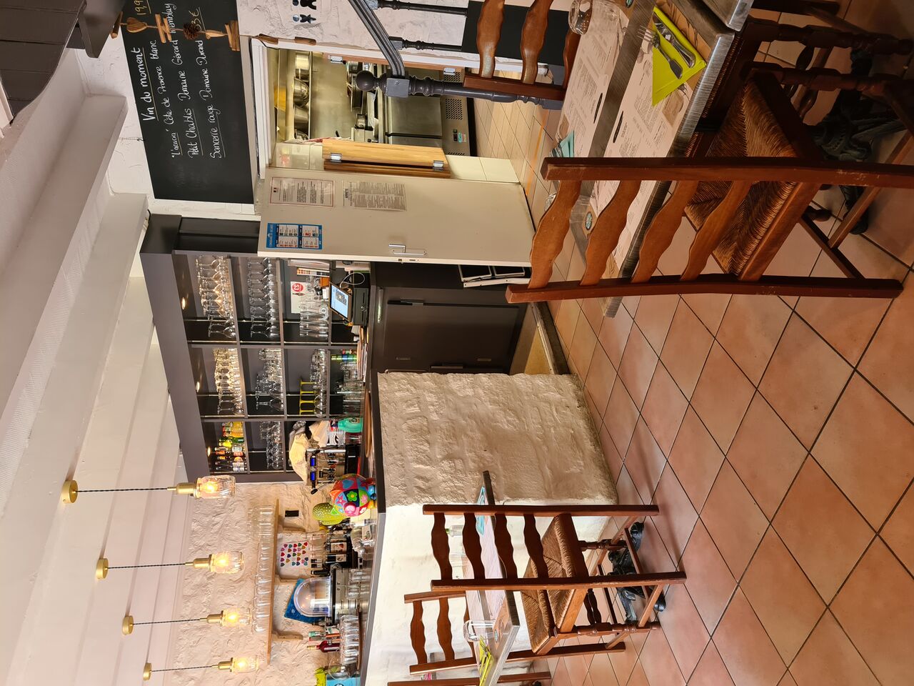 interieur vue vers bar