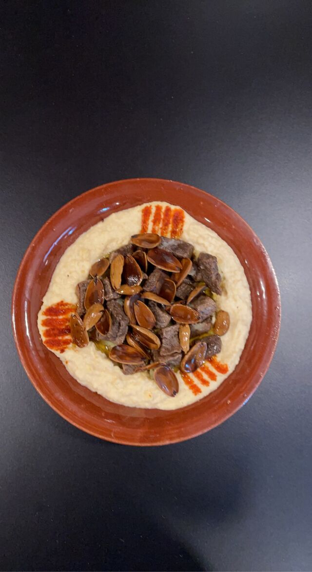 Hommos a la viande