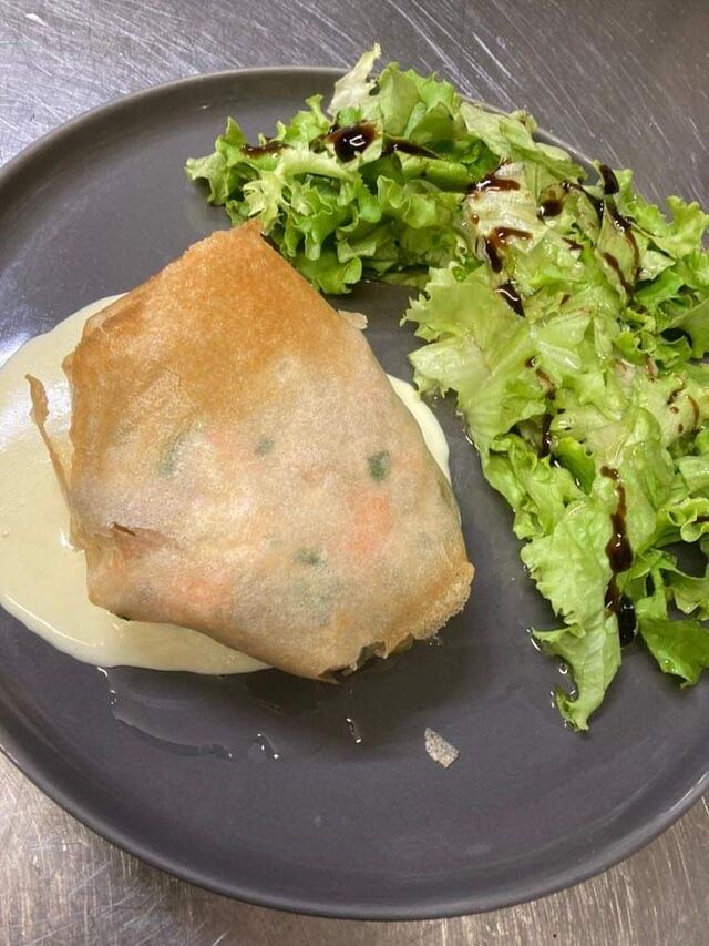 Pastilla aux fruits de mer