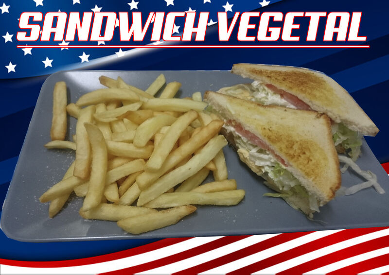 Espárragos, Huevo, Lechuga, Tomate Natural y Mayonesa.
