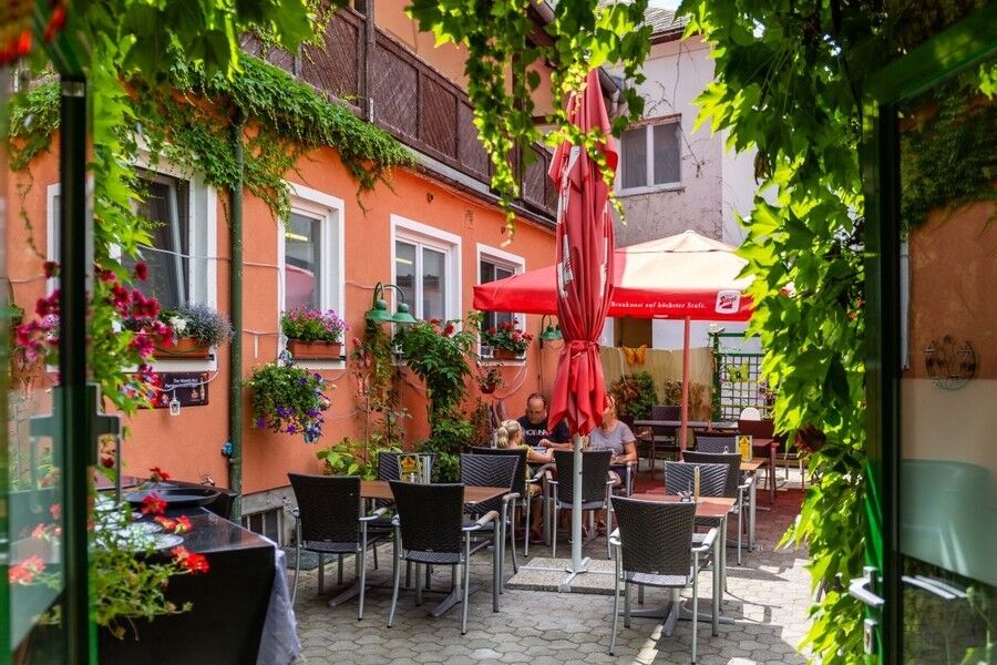 Garten von links