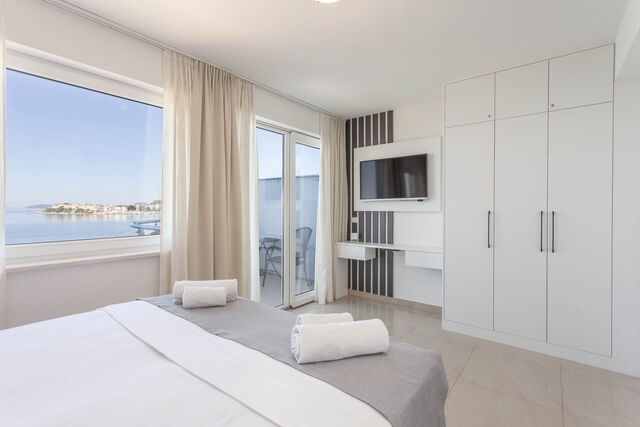 Family Quatruple Room Balcony Sunset View