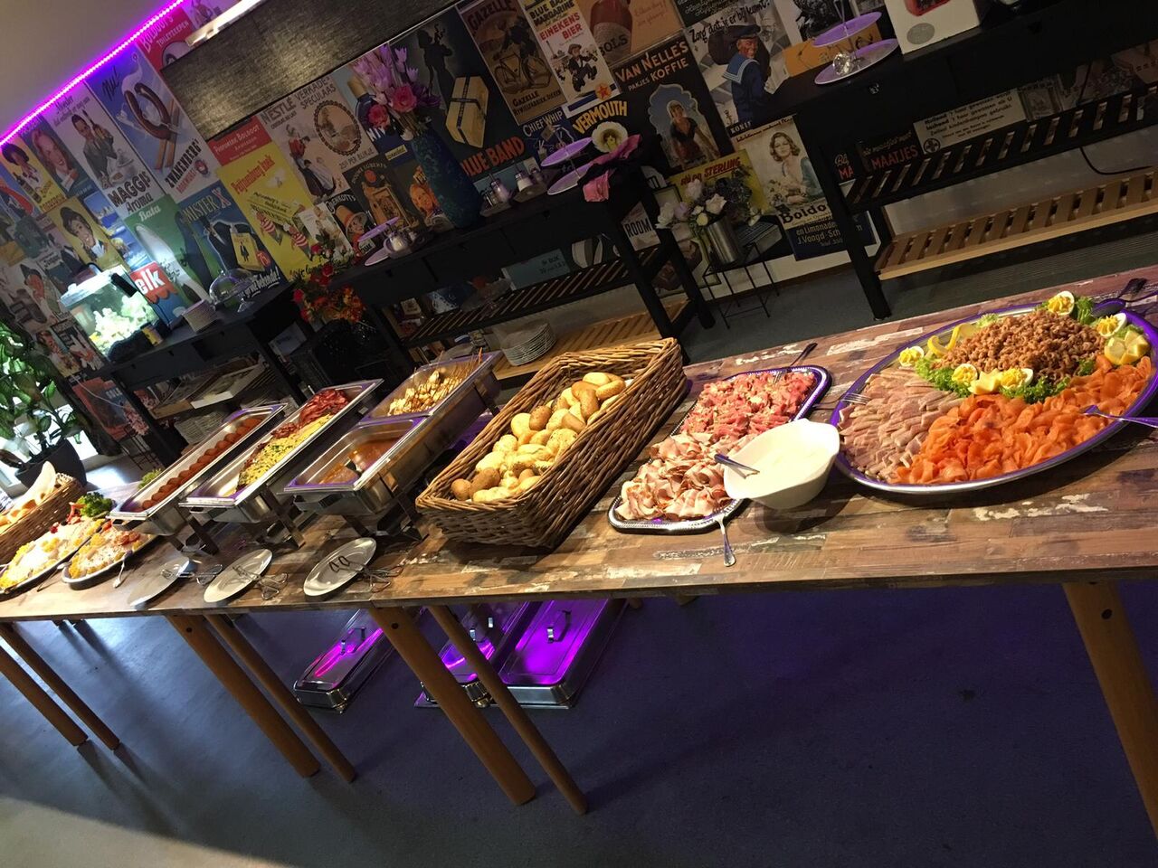 Een heerlijk buffet met van alles een beetje. 