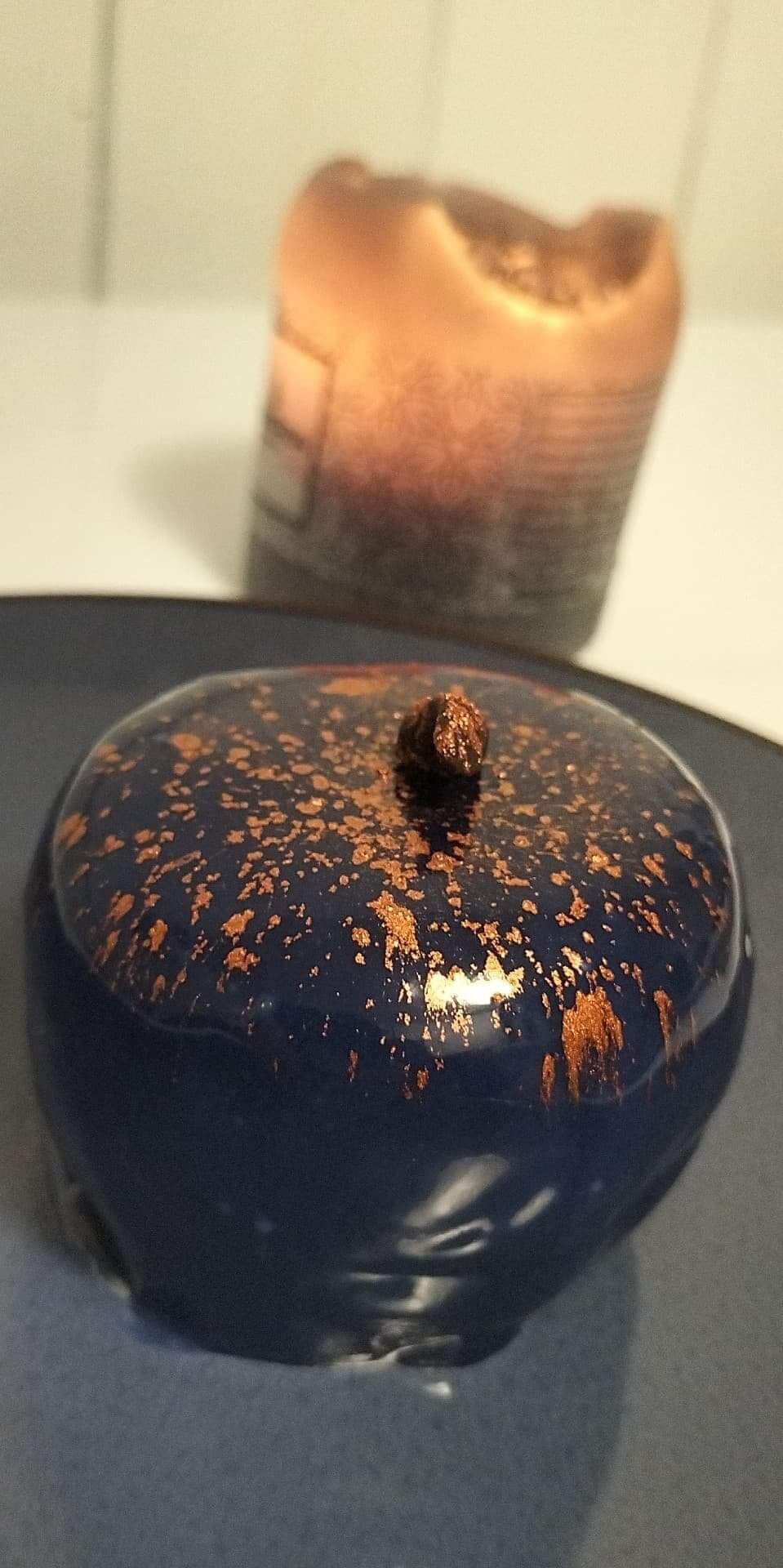 La pomme empoisonnée 