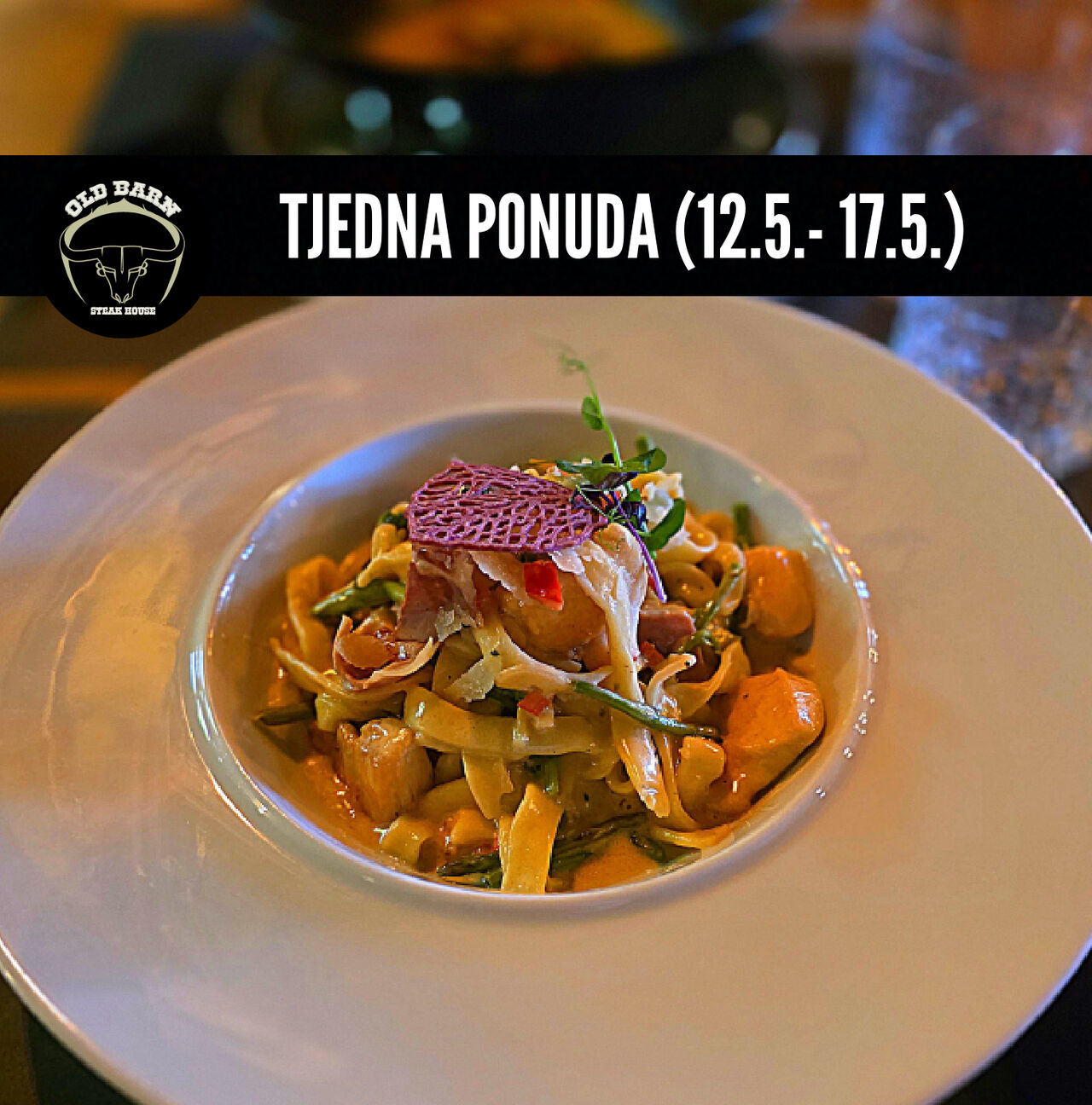 TAGLIATELLE S PILETINOM, PRŠUTOM I DIVLJIM ŠPAROGAMA