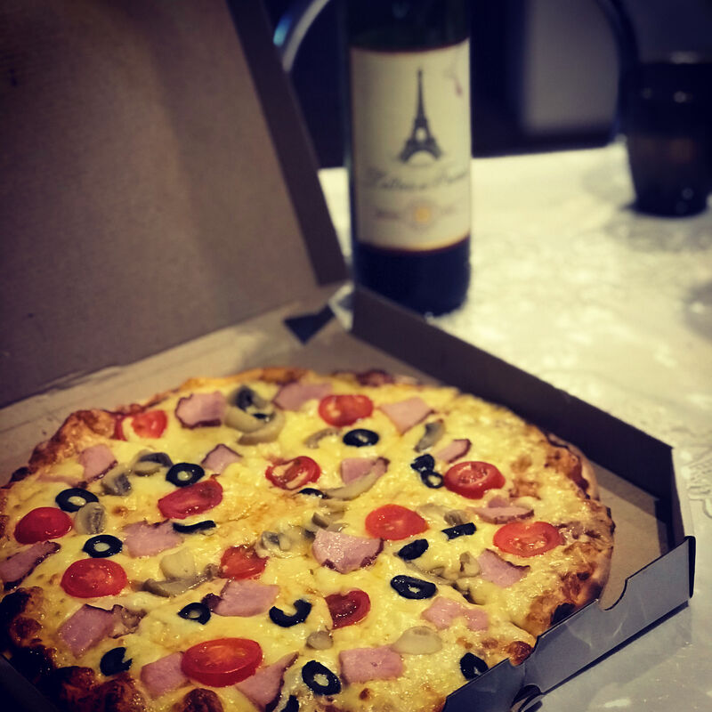 Піца капрічоза